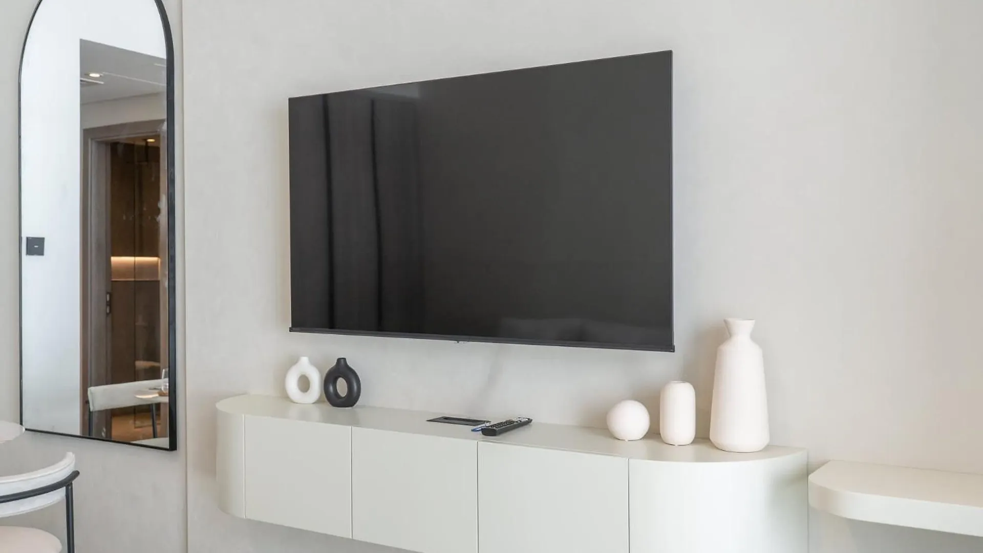 Apartment Chic Studio In Oxford Terraces With Pool & Gym Dubai United Arab Emirates
